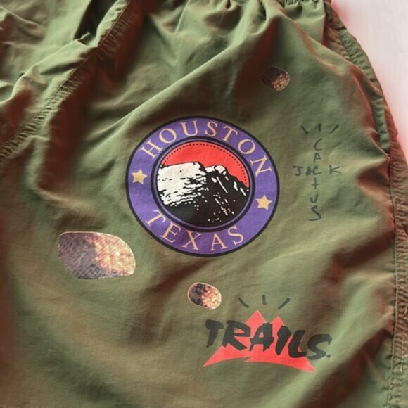 Travis Scott Cactus Jack Running Wild Shorts Size Medium - Picture 3 of 7